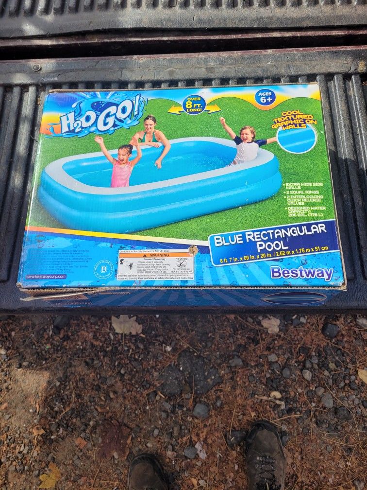 H2o Go Kids Pool NEW.....
