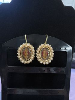 Aretes San Benito 