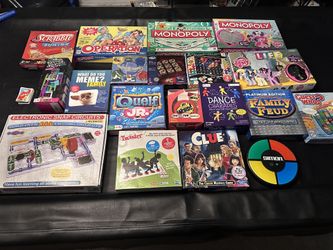 Just In Time For The Holidays! - Chest Full Of Family Board Games!