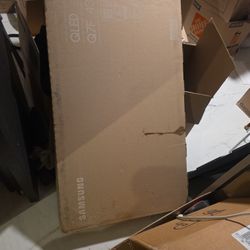 Brand New Samsung Smart TV 