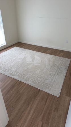 6ftx 9ft white rug