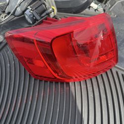 2014 Volkswagen Jetta Left Tail Light $125