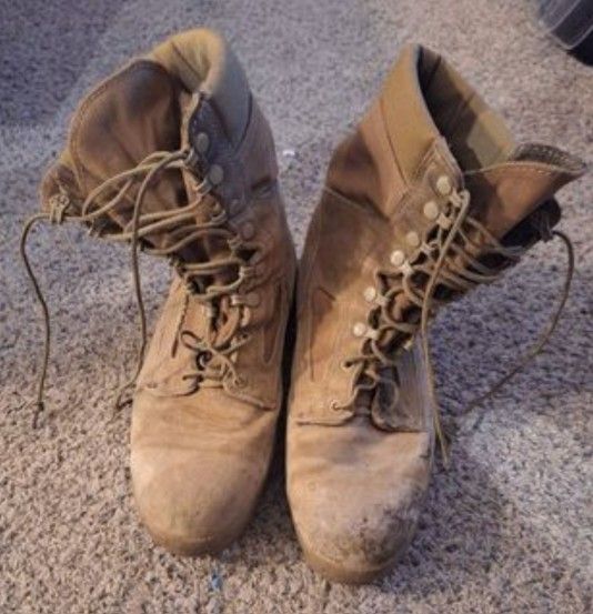 Bates Military USMC Hiking Desert Combat Boots 08-D-1099