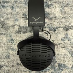 Beyerdynamic DT 900 Pro X