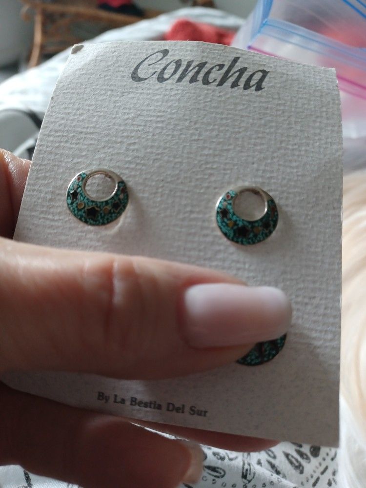 Vtg.Sterling Silver Inlaid TURQUOISE & ONYX EARRINGS