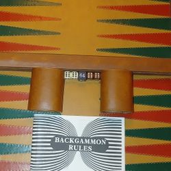 Brown Leatherette Backgammon Carry Case
Red/Green Backgammon Board