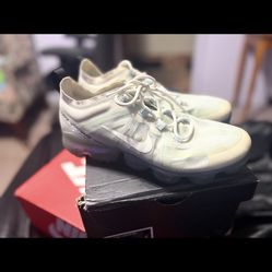 Green White Nike Vapor Max