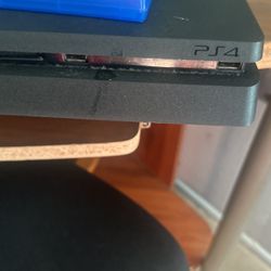 PS4 System Plus 2 Games