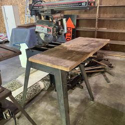 Craftsman Radial Arm Saw With 10" Blade