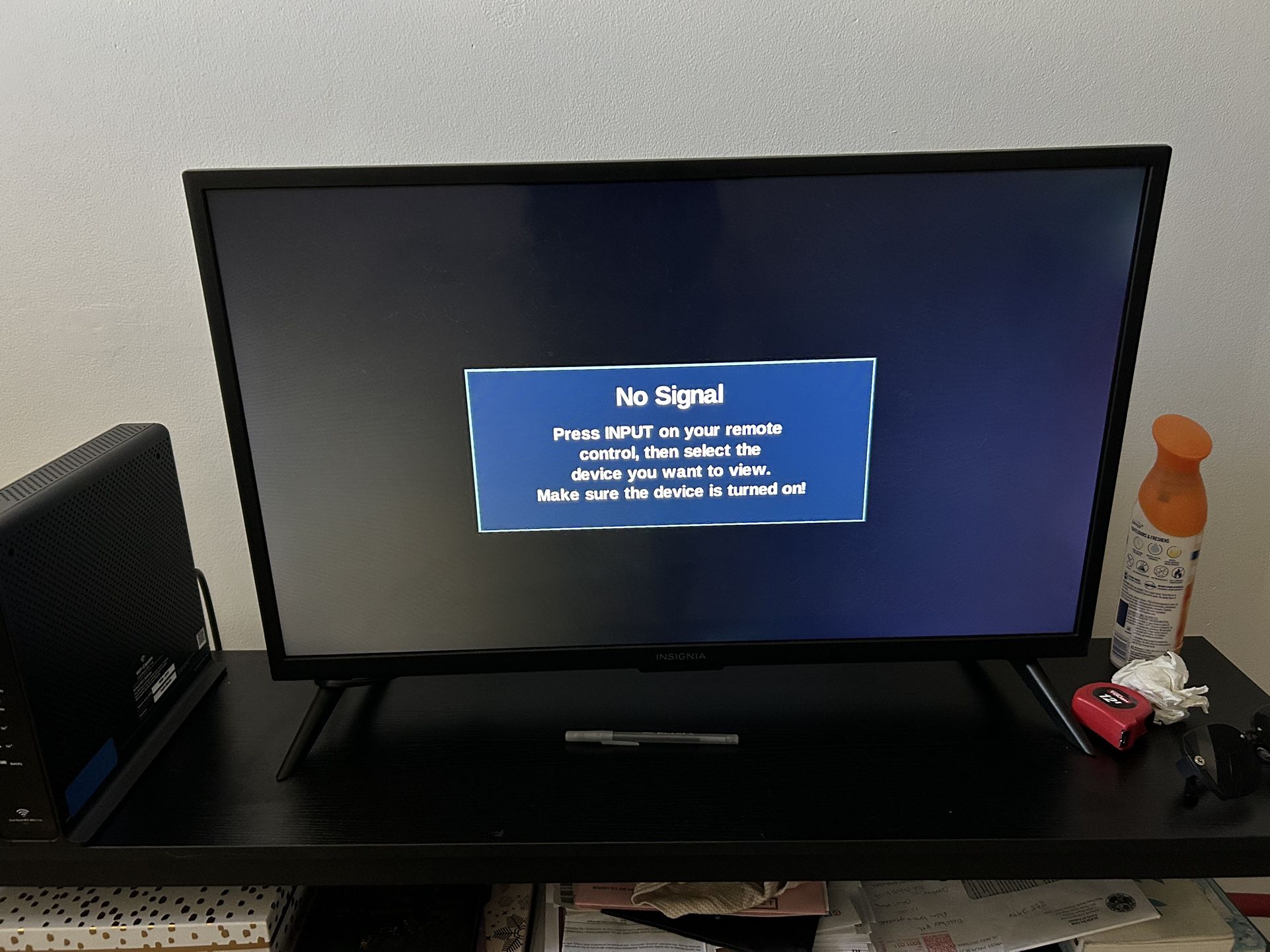30 Inch Insignia Tv (no Remote)