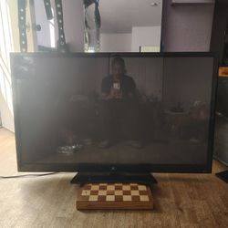 FLAT SCREEN TV 50"Inch