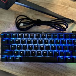 CORSAIR K70 Pro Mini 