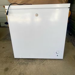 GE Chest Freezer
