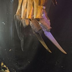 Freddy Kruger Glove