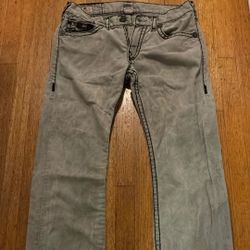 Used True Religion Ricky Super QT Embroidered Horseshoe Straight Fit 5 Pocket Jeans Size 34