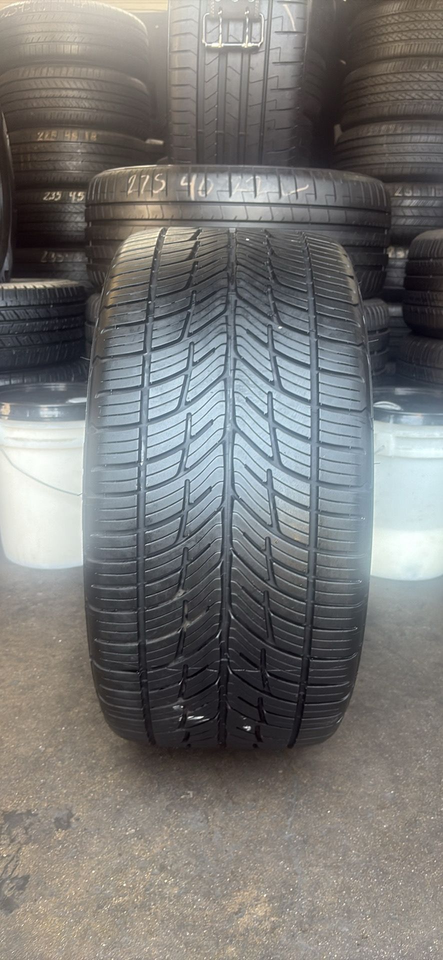 285/35/20 BFGOODRICH - ONE TIRE 