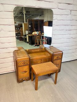 Art Deco Waterfall Vanity 3pc
