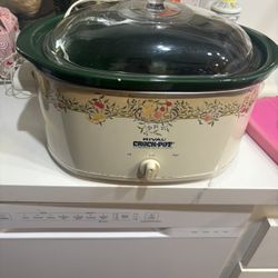 Vintage Rival Oval Crock Pot Slow-Cooker Stoneware 5.5 Qt. 