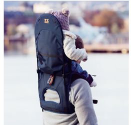 MiniMeis Child Shoulder Carrier