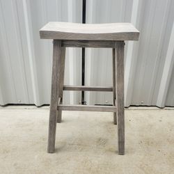New Barstool / Bancos Nuevo