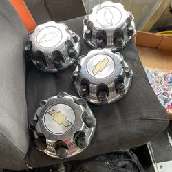 GM Hub Cap