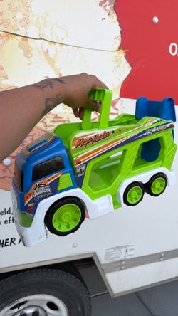Toy truck