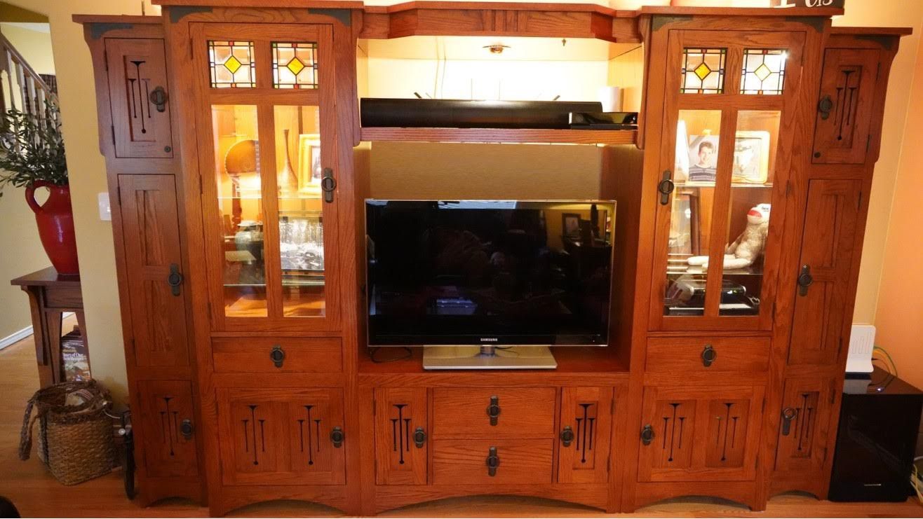 Living Room Entertainment Center with 4 matching pieces