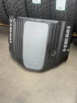Dodge charger engine cover