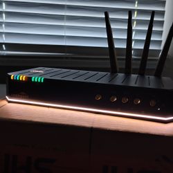 Cradlepoint E300 WiFi 6 Professional Router + Extra MC400 5G Modem