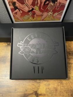 Guns N’ Roses VIP Not In This Lifetime Photo Book