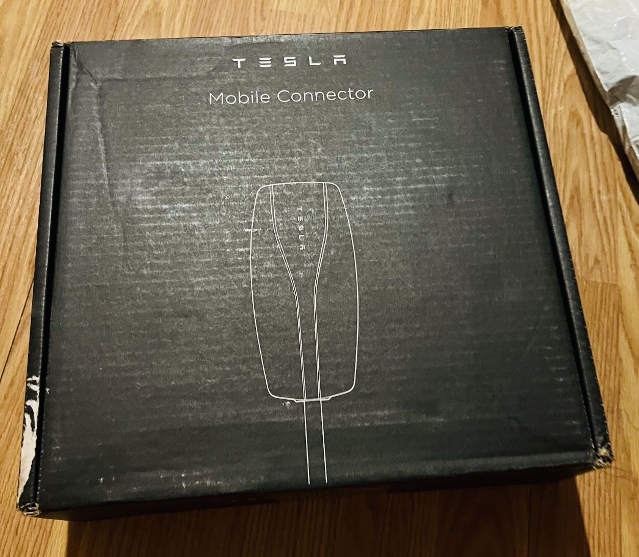 Tesla Mobile Connector