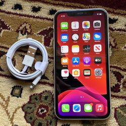 iPhone 11 Unlocked 64 GB Works For All Carriers 