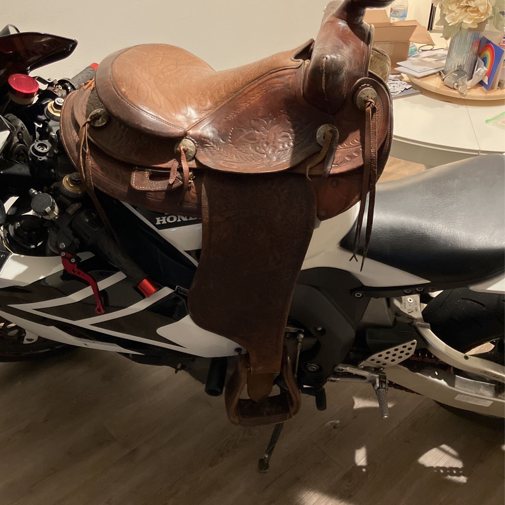 Western Saddle