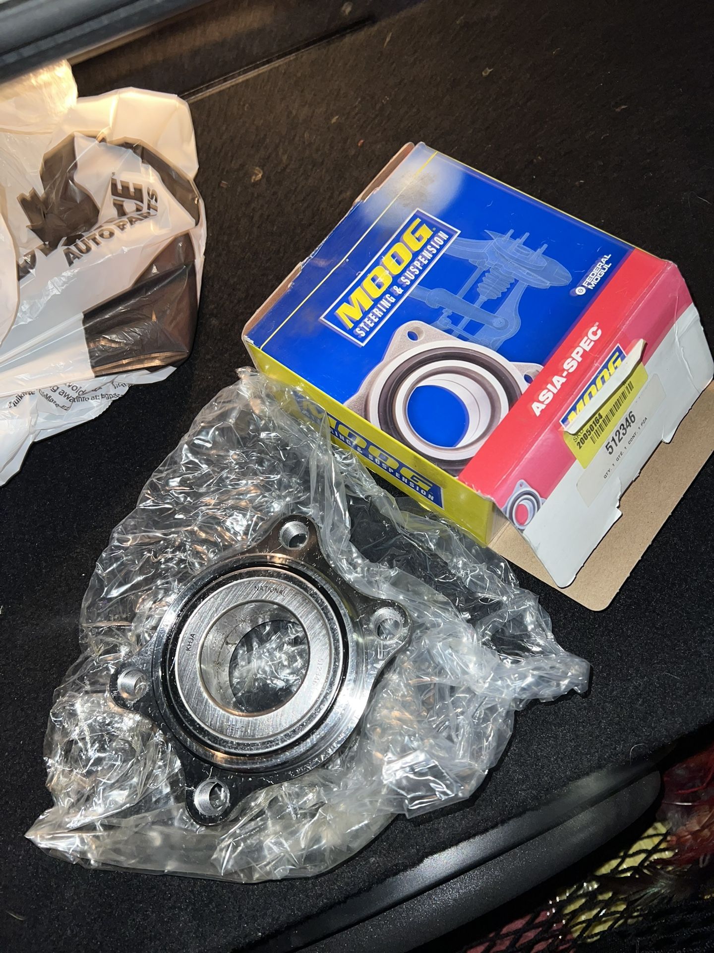 Brand new MOOG Hub and bearing assembly