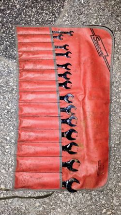 Snap-on Combination Wrench Set with Roll Pouch