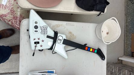Xbox 360 Guitar Hero Guitar