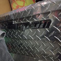 Snap on tool bench