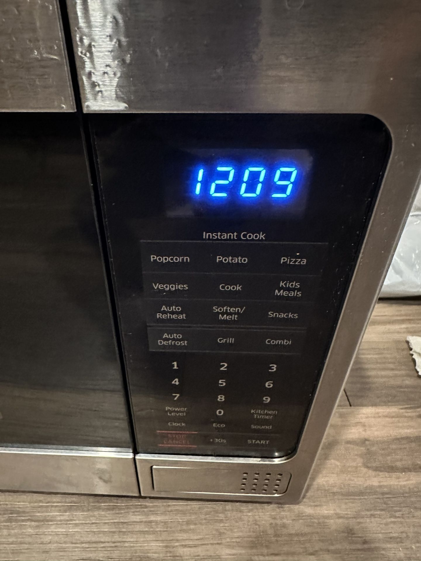 Sumsung Countertop Microwave with Grilling Element