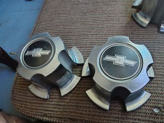 Chevy Bowtie Wheel Center Caps – Set of 2