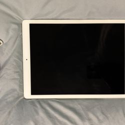Ipad Pro 12.9 Inch 2nd Generation 64GB With Apple Pencil (lightning Charge)