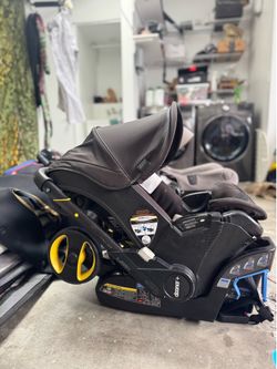 Doona Infant Car Seat & Stroller + LATCH Base