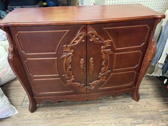 antique cabinet 32Hx43W18D