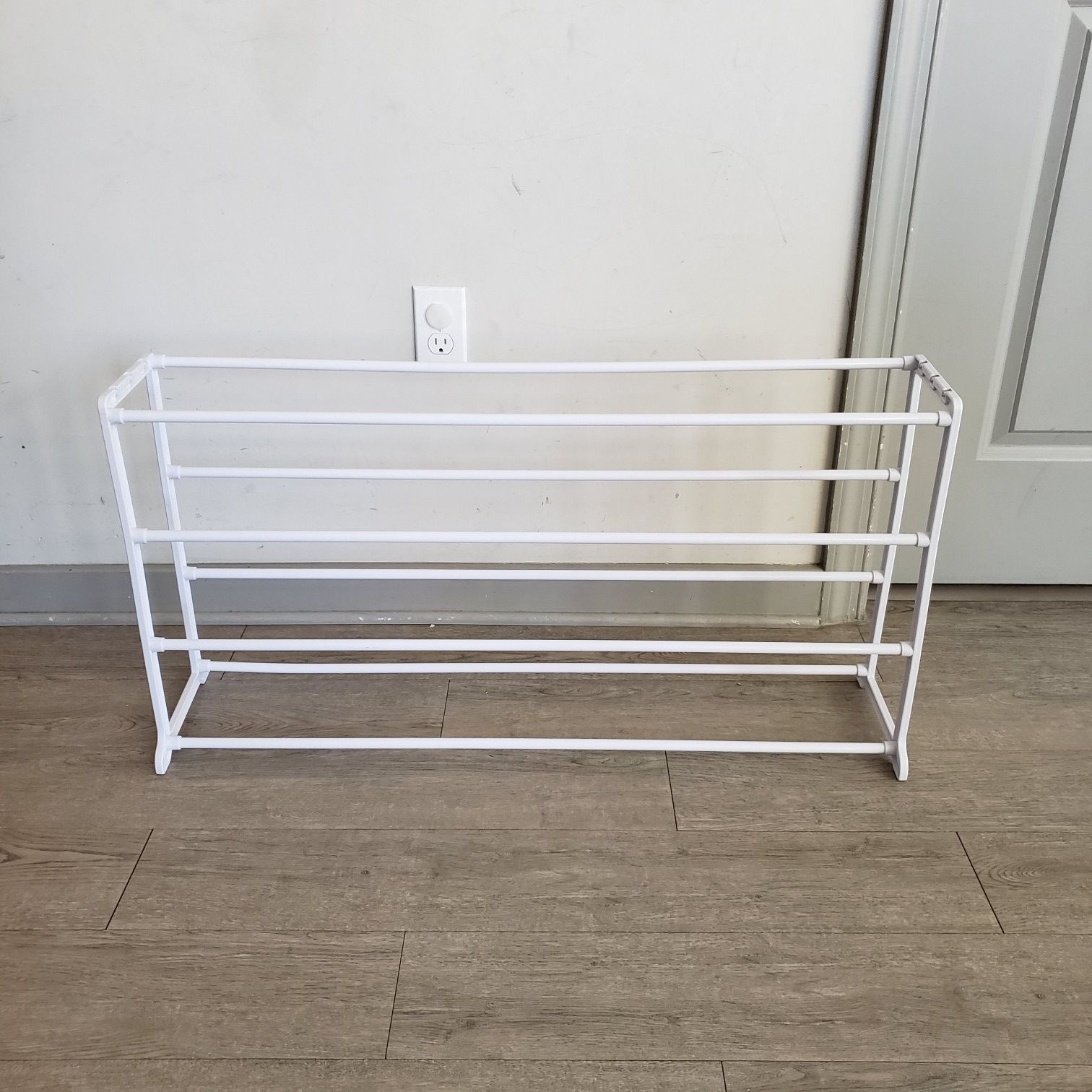 Shoe rack