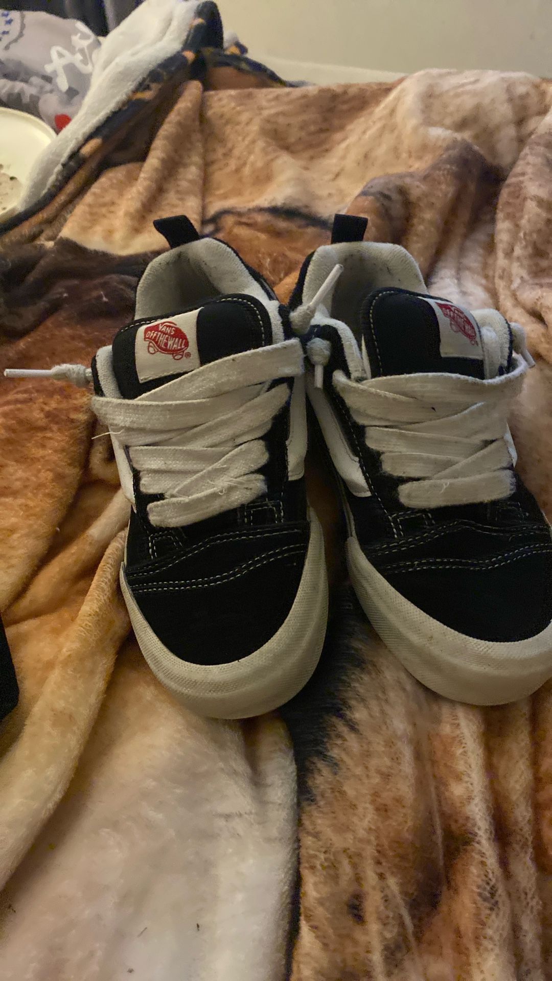 NewSchool vans size 5