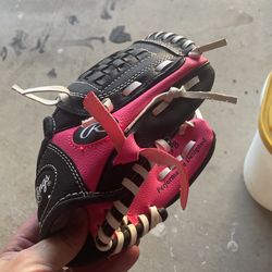 Girls Baseball Glove