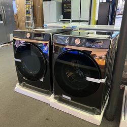 Samsung 5.0Cu Extra Large Capacity Front Load Washer +7.5Cu Gas Dryer