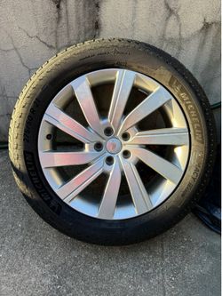 LIKE NEW 2024 RANGE ROVER LAND ROVER WHEELS RIMS AND TIRES