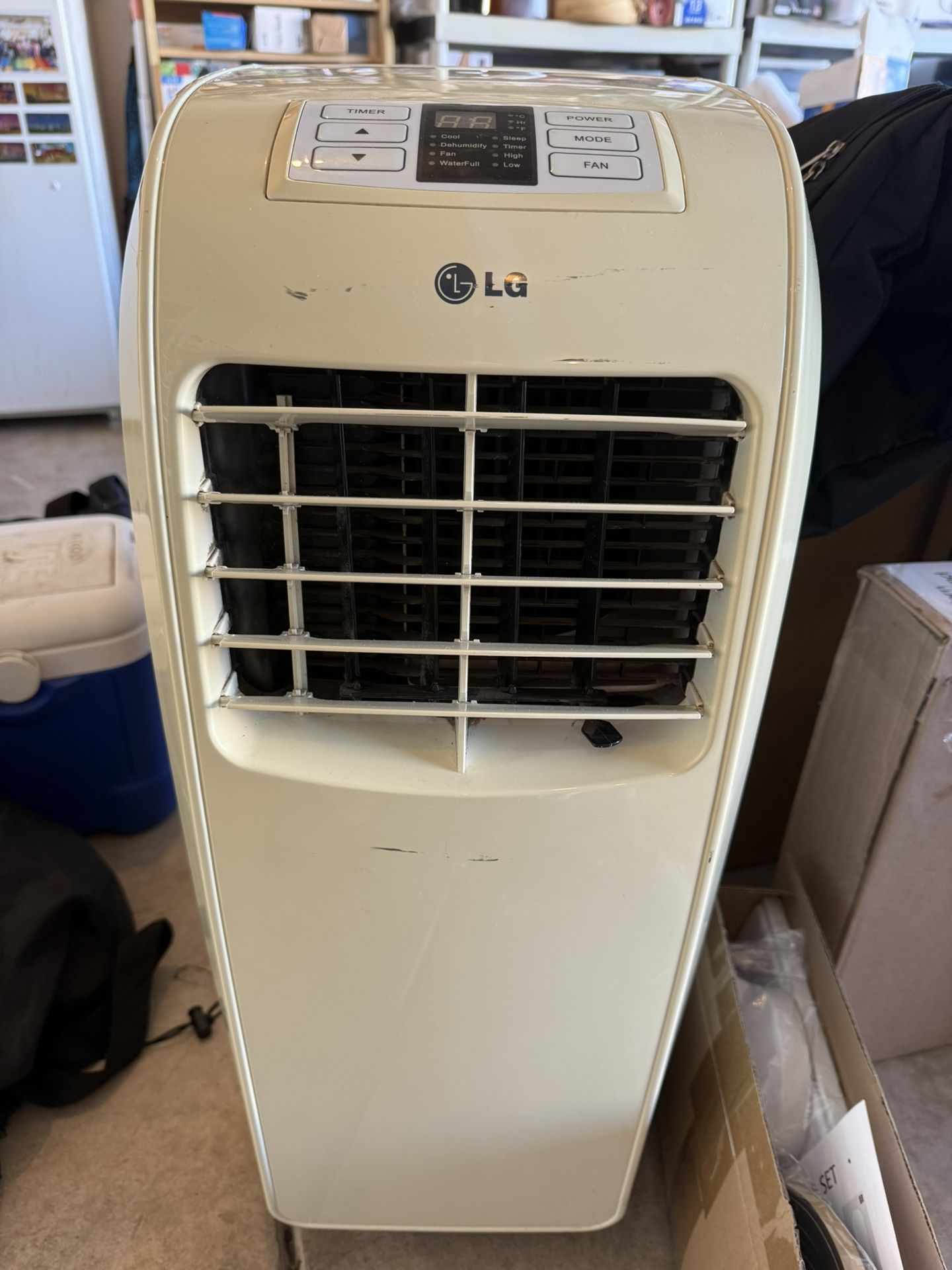 LG Portable Air Conditioner 8000 BTU