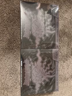 Pokemon Mega Evolution Pitch Black Elite Trainer Box