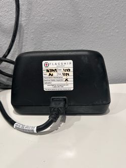 Bulk Welch Allyn 3.5V Clinical Lot - 5 Handles, 5 Heads, 2 charging stands